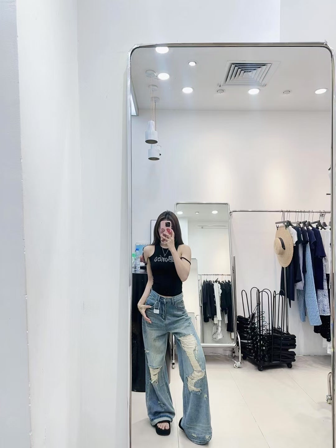 American street ripped jeans